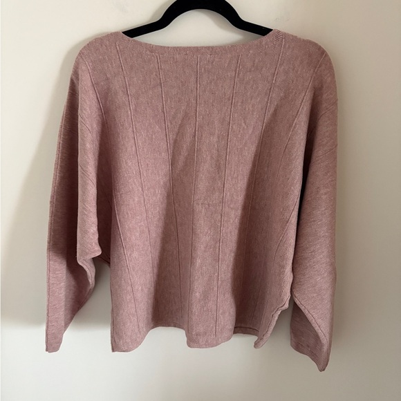 Women's Pink Sweater - Crew Neck Wool Blend. - Picture 3 of 5